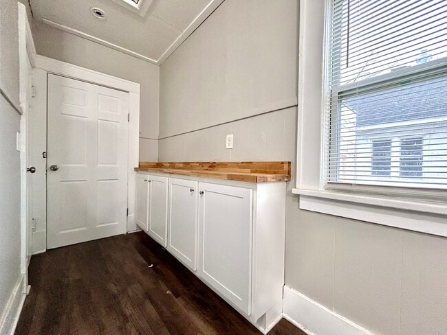 Building Photo - Three Bedroom Home in Muskegon