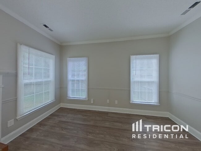 Building Photo - 10913 Gladewater Dr