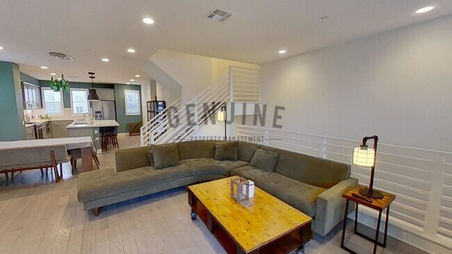 Building Photo - Coming Soon: Beautifully Furnished 3Bd 3.5Ba Condo in Costa Mesa