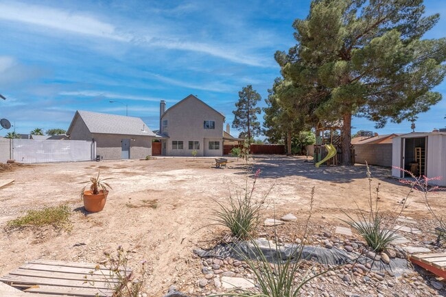 Building Photo - 5519 Myron Cir