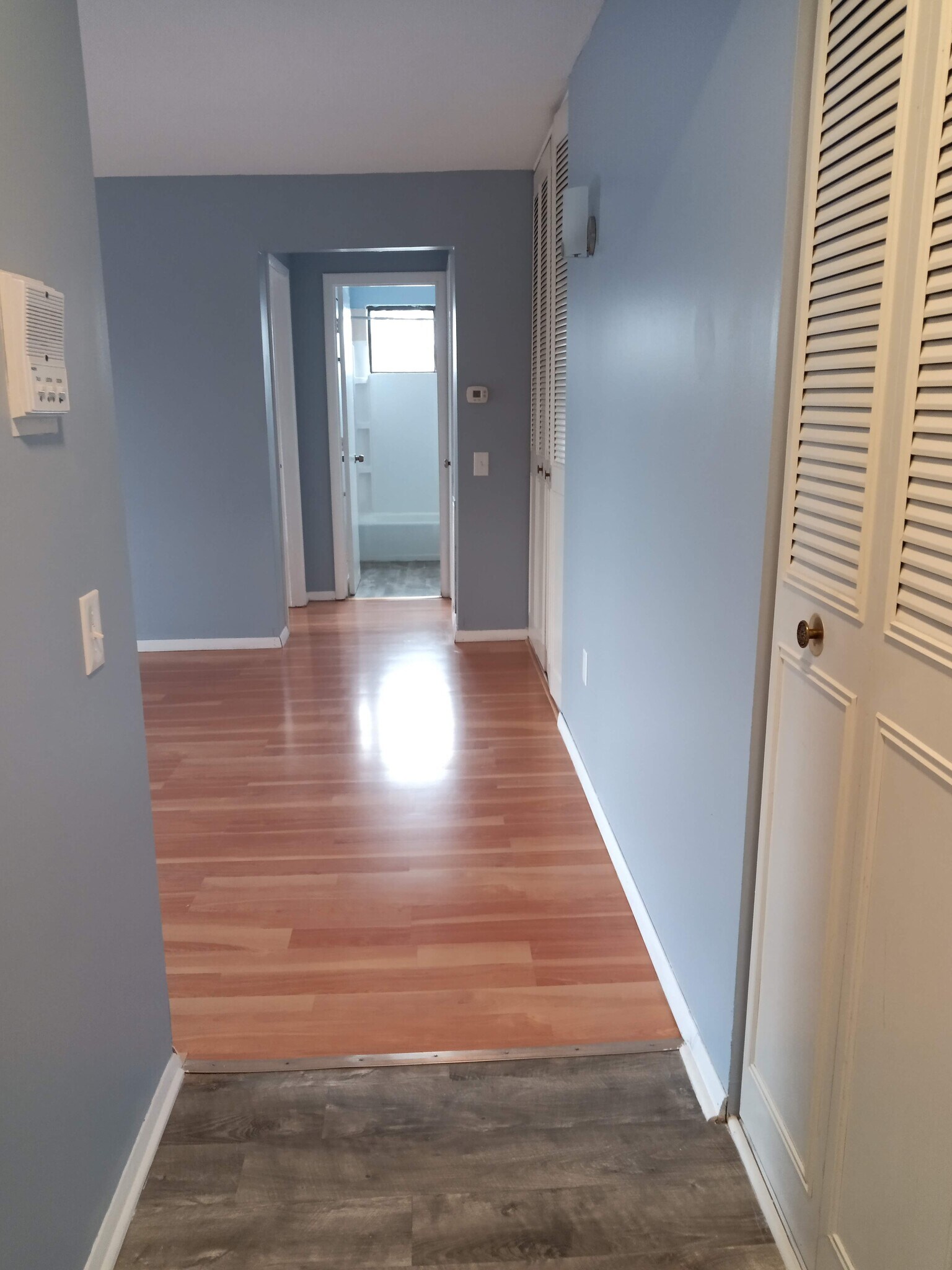Entrance - 10 Shrewsbury Green Dr