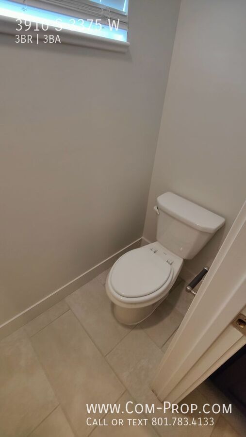 Building Photo - 3910 S 3375 W