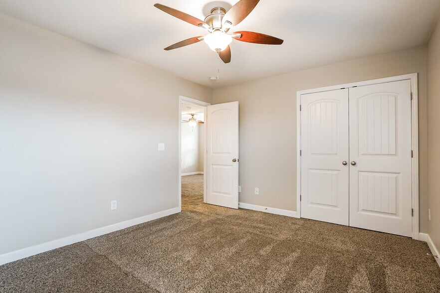 Building Photo - 408 McCarthy Dr