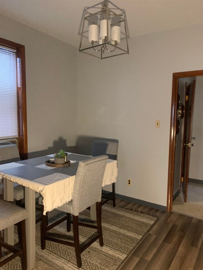 Building Photo - 90 Williams Ave