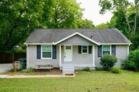 Building Photo - 363 Strasser Dr