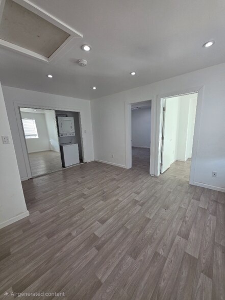 Building Photo - 8034 Ney Ave