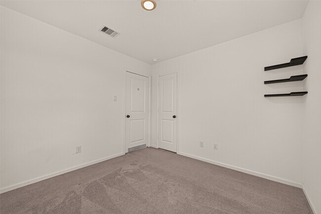 Building Photo - 3242 Spanish Oak Ln