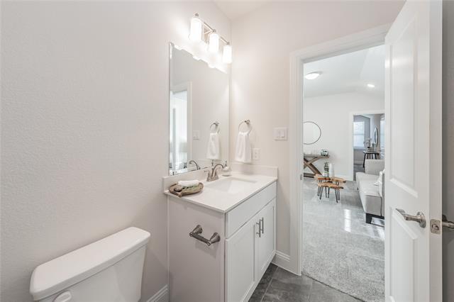 Building Photo - 101 Gardenia Dr