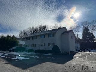 Building Photo - 722 E Oakmont Blvd