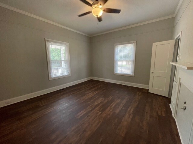 Building Photo - 212 W Buena Vista Ave.