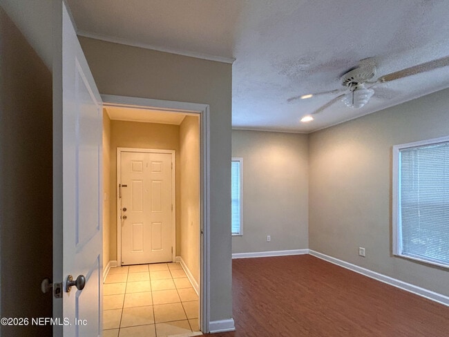 Building Photo - 3944 Boone Park Ave