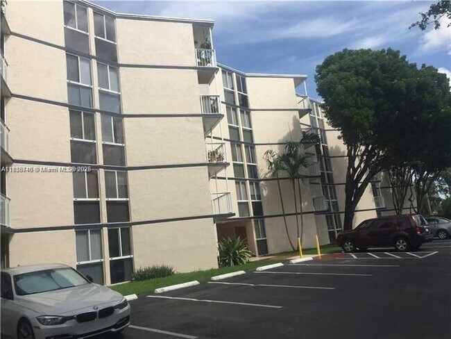 Building Photo - 6995 NW 186th St