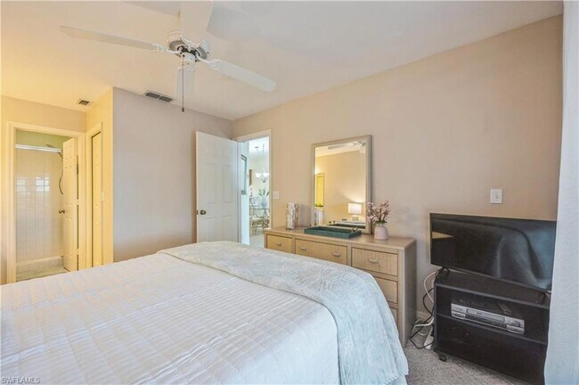 Building Photo - 1325 Mainsail Dr