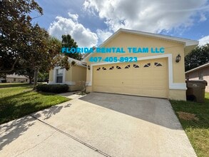 Building Photo - 1221 Singleton Cir