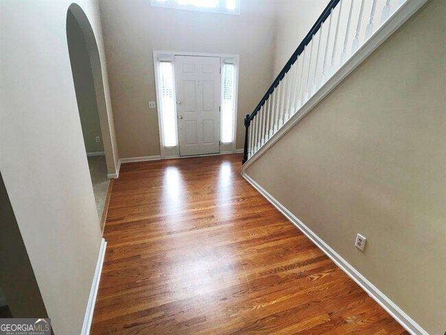 Building Photo - 377 Fairbrook Cir