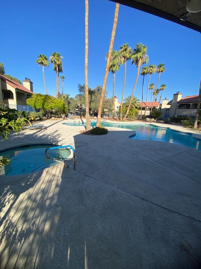 Building Photo - AMERICANA Property Mgmt - Downstairs 2 Beds condo in Spring Valley