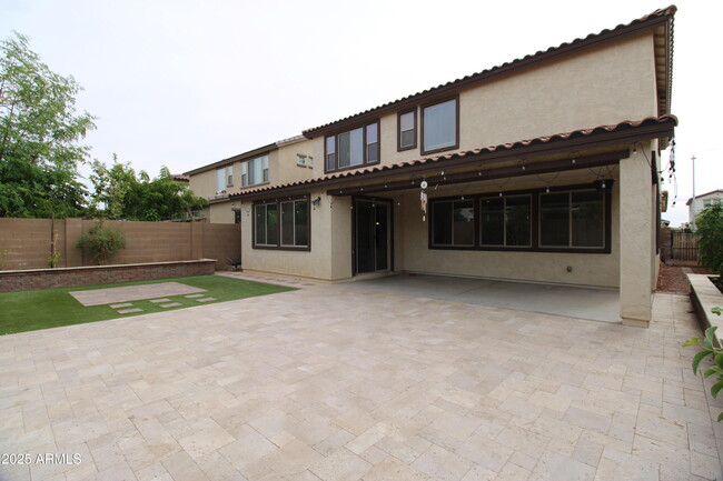 Building Photo - 9782 W Foothill Dr