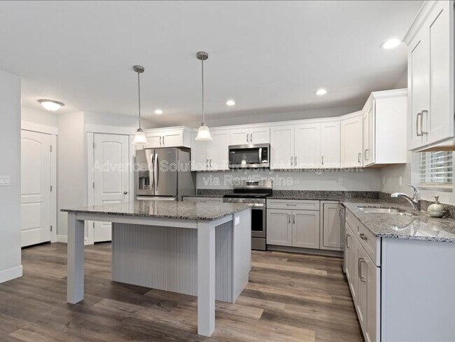 Building Photo - 13972 S Overwatch Dr