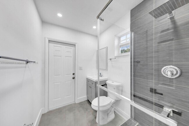 Building Photo - 3210 NW 72nd Way