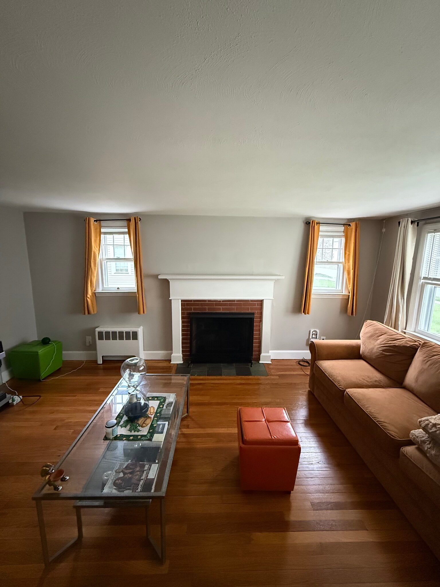 Living Room - 214 Columbia St