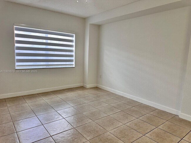 Building Photo - 10900 SW 104th St