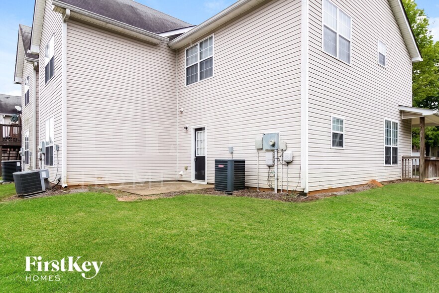 Building Photo - 2394 Brianna Dr