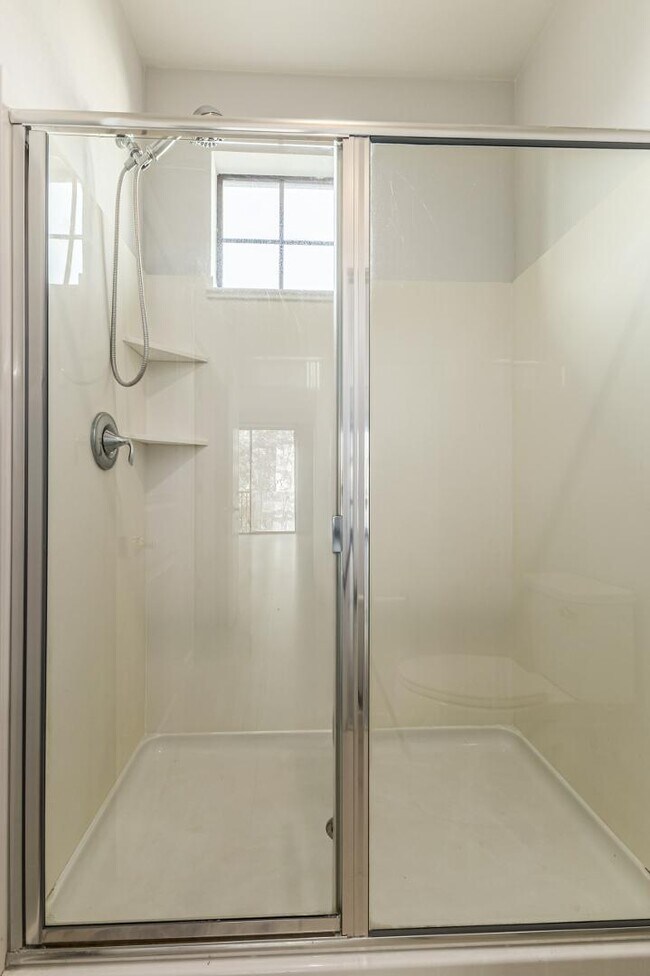 Building Photo - 2315 N 52nd St