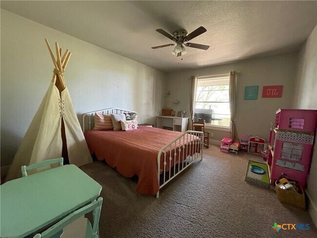Building Photo - 6315 Beau Allen Ct