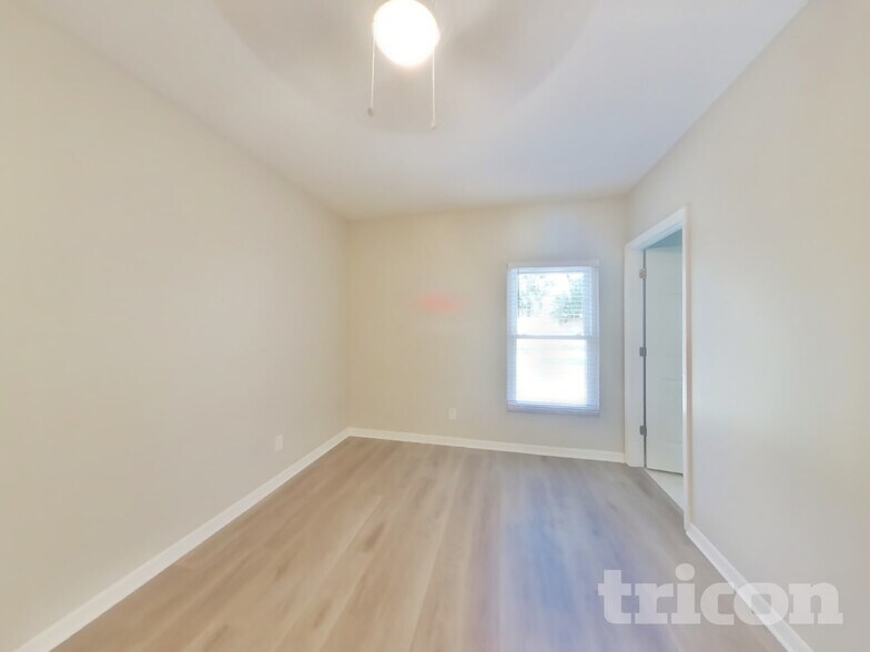 Building Photo - 15108 Deer Meadow Dr