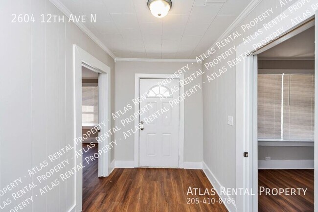 Building Photo - 2604 12th Ave N