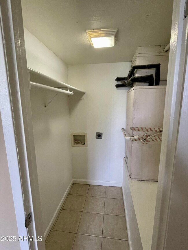 Building Photo - 3313 N 68th St