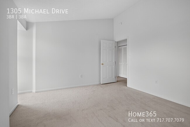 Building Photo - 1305 Michael Dr