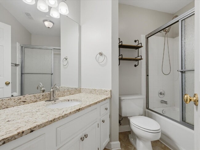 Building Photo - 9437 Fairmead Dr