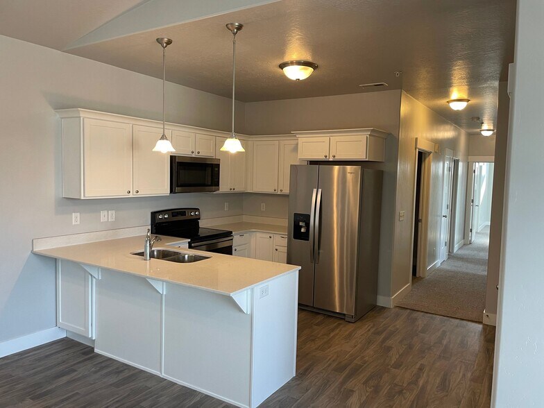 Building Photo - 13092 S Tortola Dr