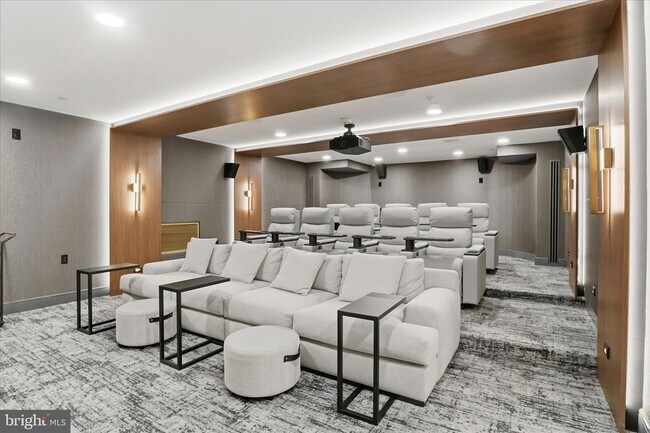 Building Photo - 631 D St NW