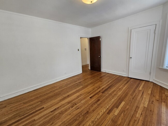Building Photo - 5507 N Campbell Ave