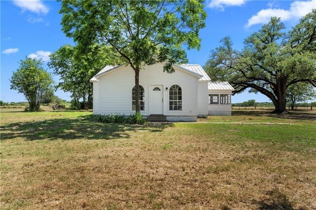 Building Photo - Coming Soon – Charming Remodeled Home on H...