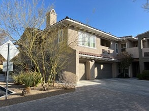 Building Photo - 2 Bed 2 Bath Summerlin condo