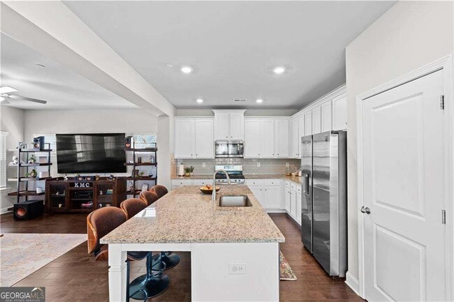 Building Photo - 1030 Shy Ln