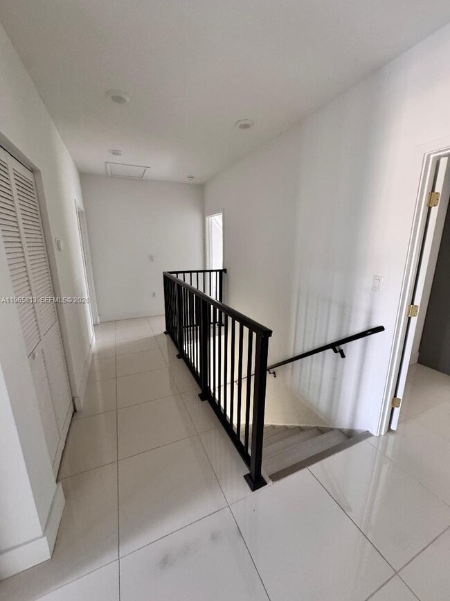 Building Photo - 1167 NW 2nd Ter