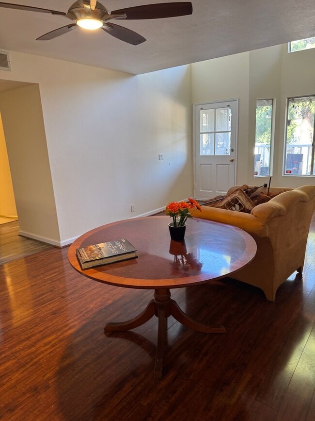 Building Photo - 12572 Fieldstone Ln