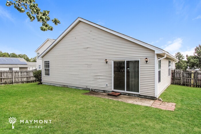 Building Photo - 7 Brushwood Ct