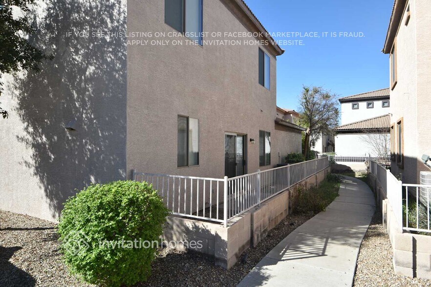 Building Photo - 3532 W Kathleen Rd