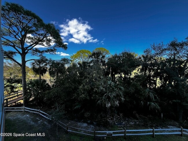 Building Photo - 735 Pilot Lane