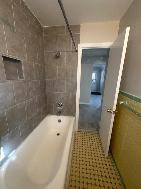 Building Photo - 28 Idlewild Park Dr