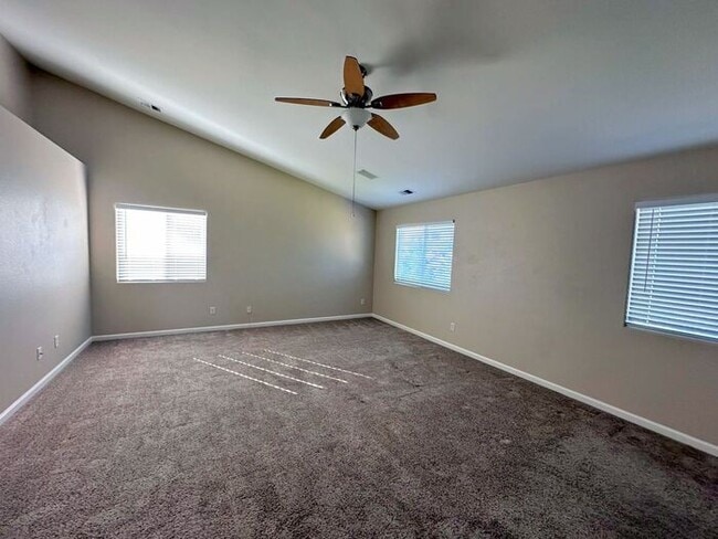 Building Photo - 3031 Sky Country Dr
