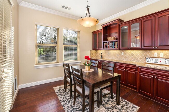 Building Photo - Custom N. Vacaville Single-Story Home in an Exclusive Gated Community!