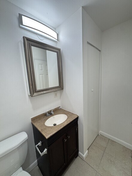 Building Photo - 4708 Empire Way