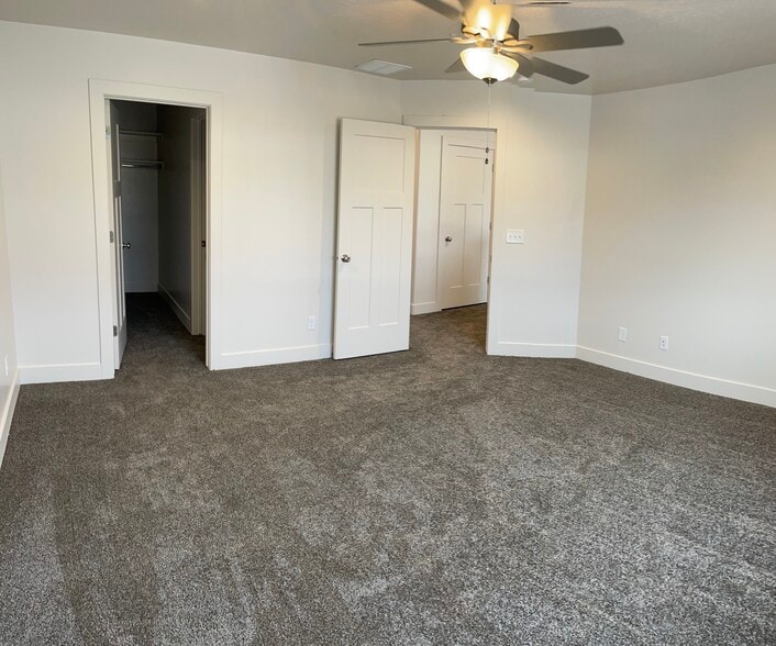 Building Photo - 917 N 100 W
