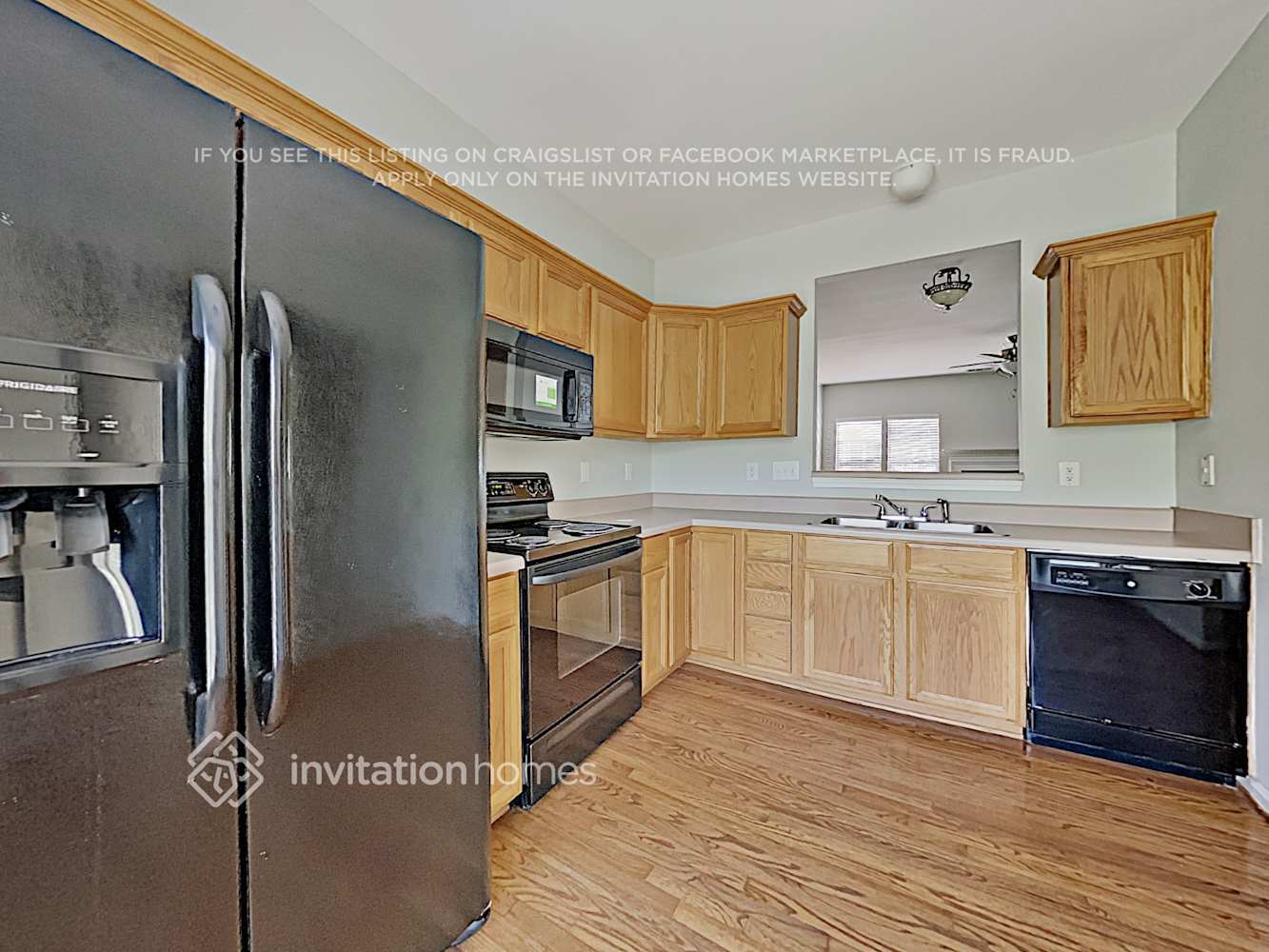 Building Photo - 9512 Blossom Hill Dr